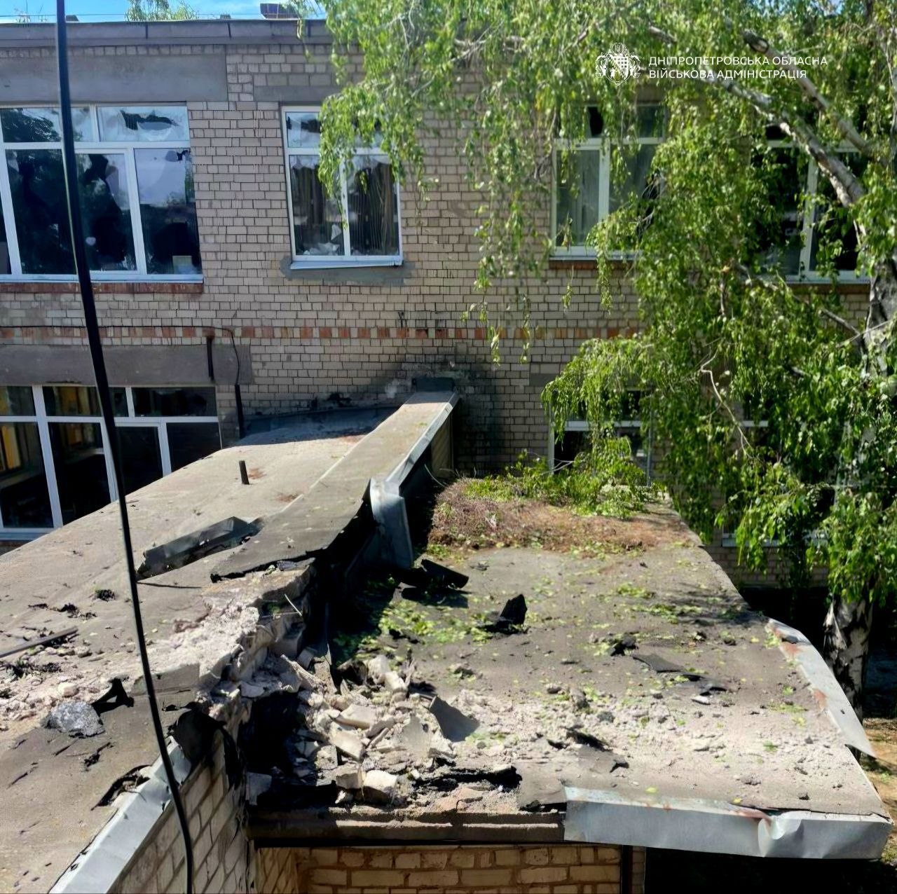 Майже 30 разів ворог атакував три райони Дніпропетровщини безпілотниками та артилерією - 15.06.2026