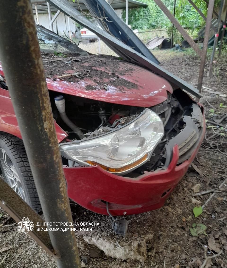 Одна людина дістала поранень: понад 10 разів ворог атакував два райони Дніпропетровщини безпілотниками та артилерією - 16.06.2026