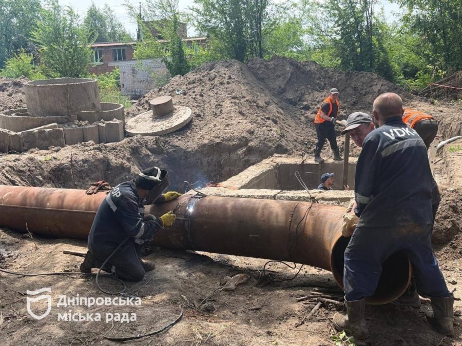Перший етап масштабного ремонту водогону у Дніпрі завершено достроково. Систему заповнюють, воду на правому березі подадуть до кінця цієї доби Перший етап масштабного ремонту водогону у Дніпрі завершено достроково. Систему заповнюють, воду на правому березі подадуть до кінця цієї доби