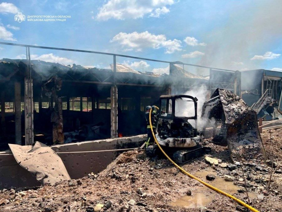 Троє загиблих та 23 поранених у Кривому Розі внаслідок балістичної атаки рф Троє загиблих та 23 поранених у Кривому Розі внаслідок балістичної атаки рф