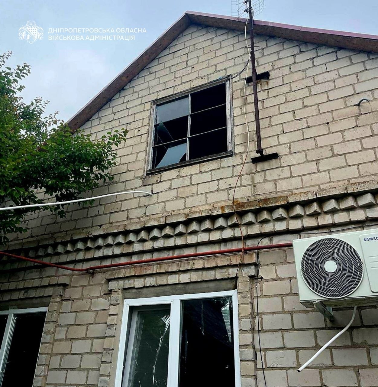 Під ударами були п’ять районів Дніпропетровщини поранений чоловік є руйнування