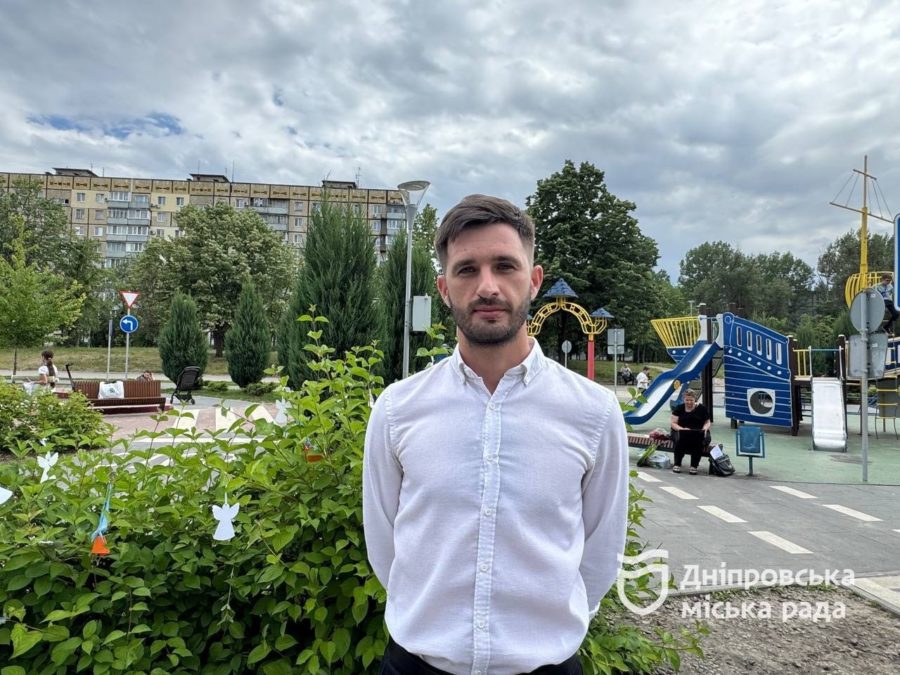 У Дніпрі вшанували пам’ять дітей, яких забрала війна юні художники провели пленер заради миру