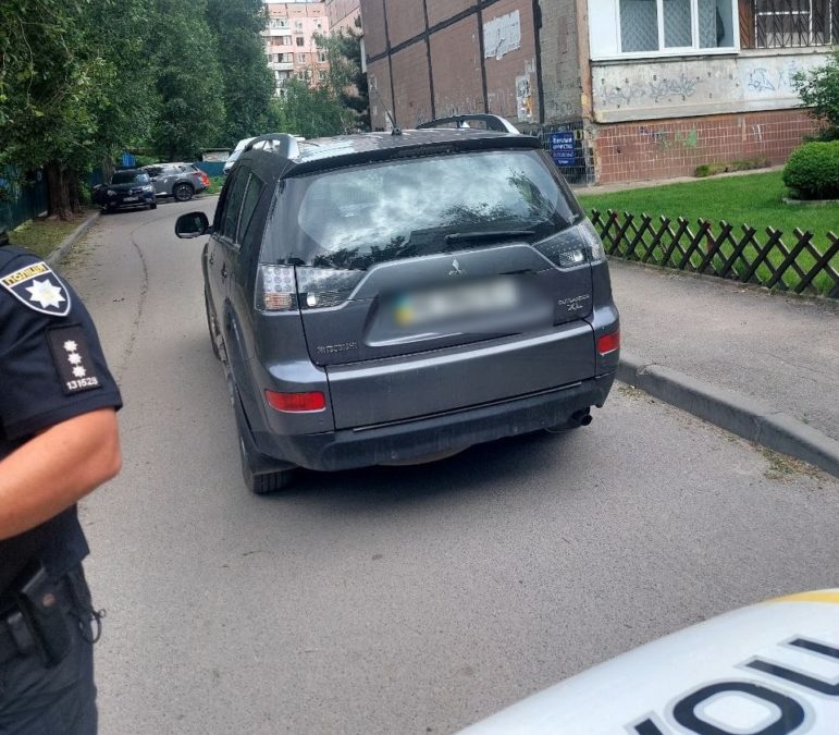 У Дніпрі за вихідні виявили трьох нетверезих водіїв один спричинив ДТП