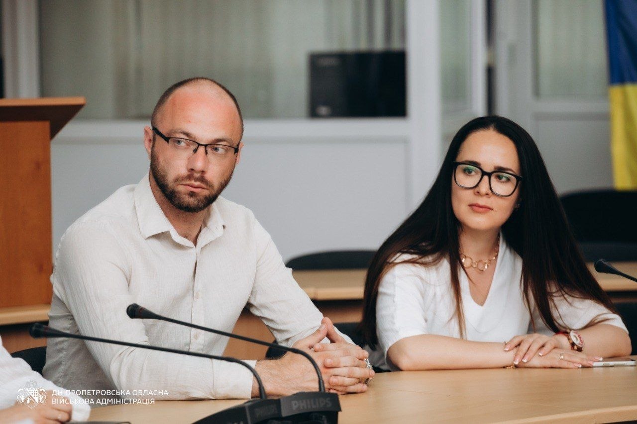 Редакційним командам Дніпропетровщини вручили обласні відзнаки за роботу під час війни