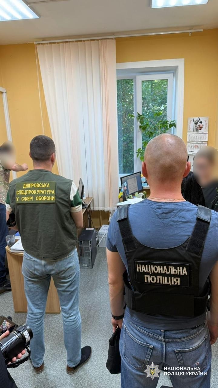 Під виглядом іноземців: на Дніпропетровщині викрили схему виїзду військовозобов’язаних -03.07.2026