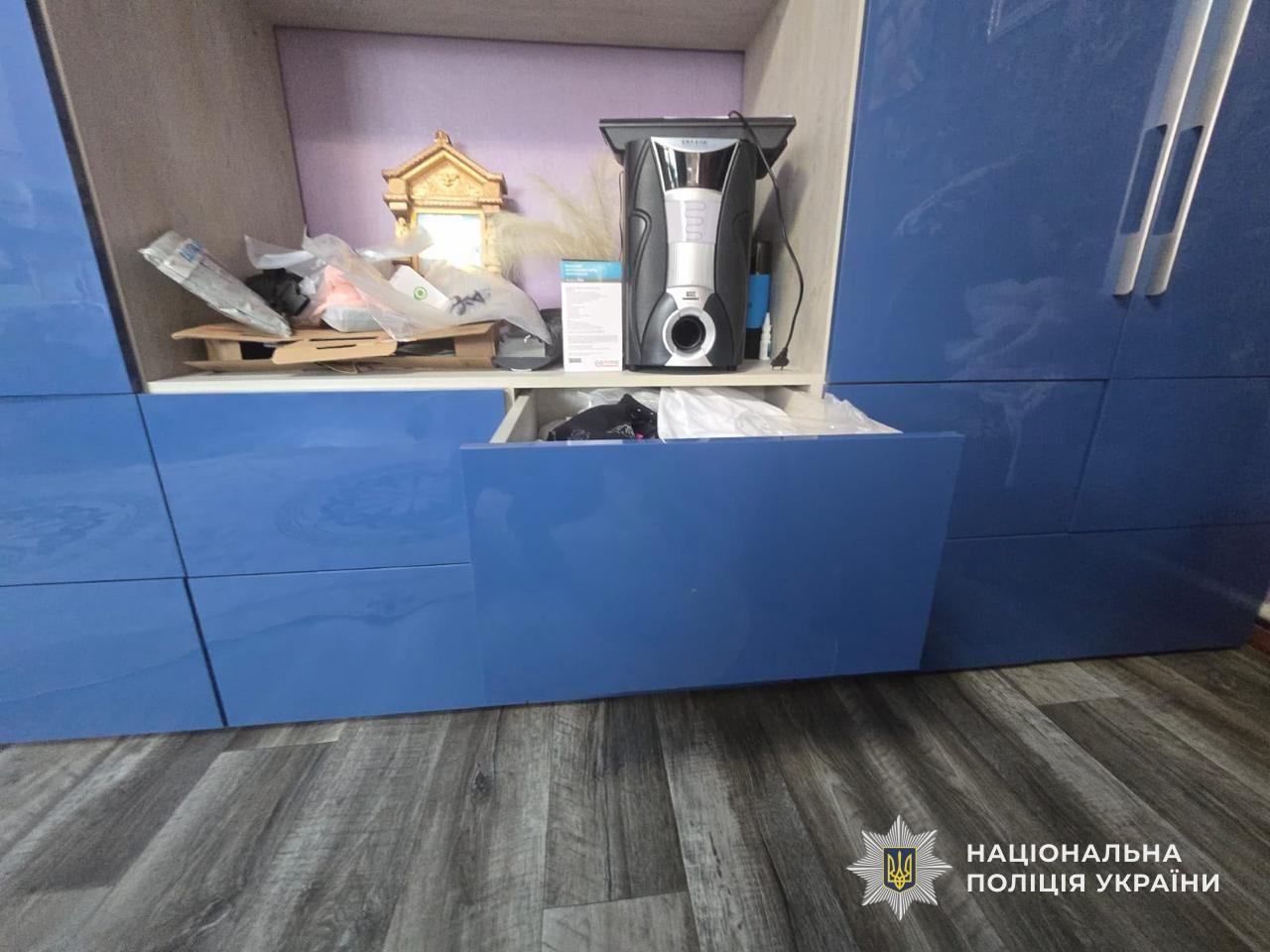 На Дніпропетровщині чоловік обікрав родину загиблого військовослужбовця на понад 414 тисяч гривень - 28.07.2026