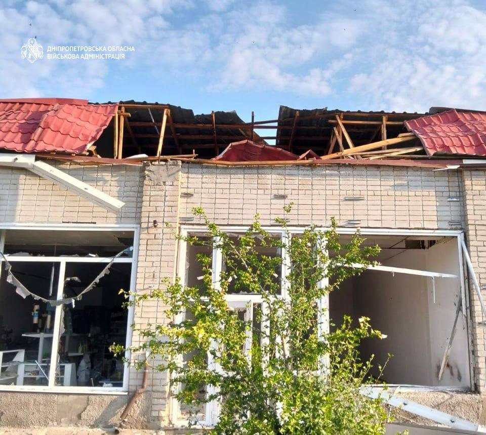 Понад 50 разів ворог атакував Дніпропетровщину: одна людина загинула, ще одна дістала поранень - 28.07.2026