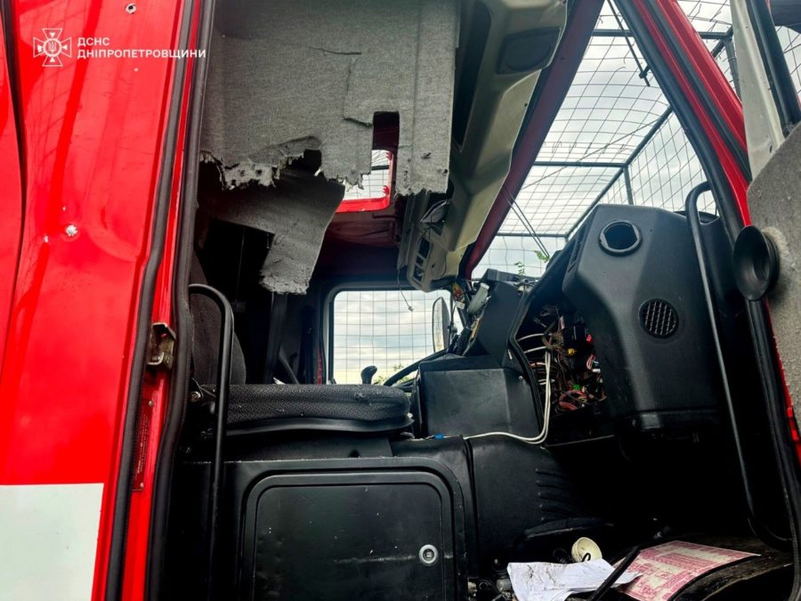 На Дніпропетровщині рятувальники потрапили під повторний обстріл росіян