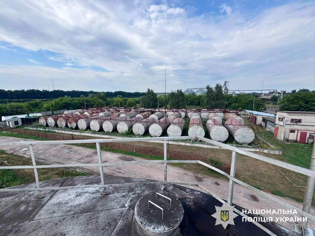 На Дніпропетровщині та інших регіонах викрили схему продажу фальсифікованого пального