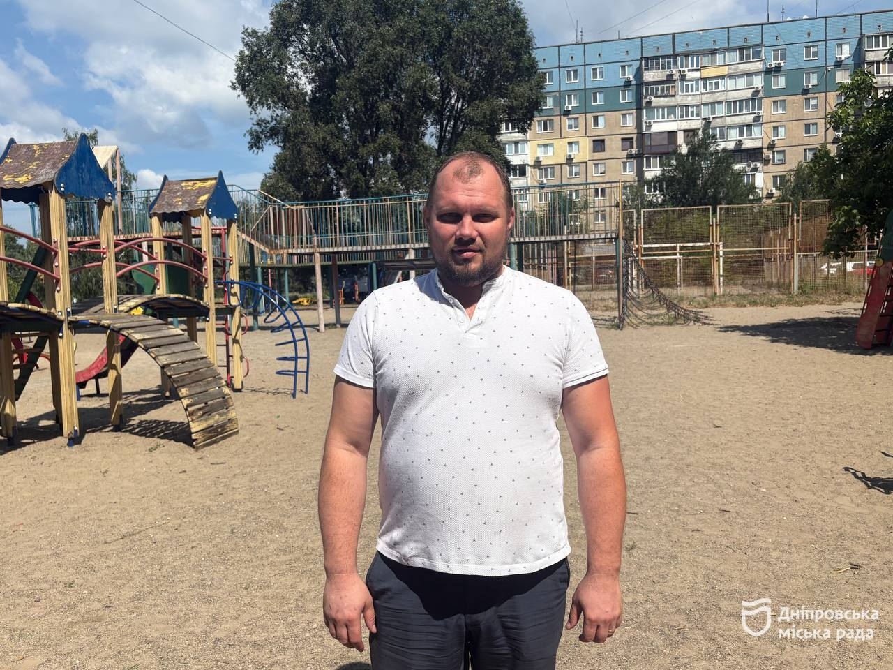 У Дніпрі планують оновити дитячий та спортивний майданчики на вул. Степана Рудницького - 14.07.2026