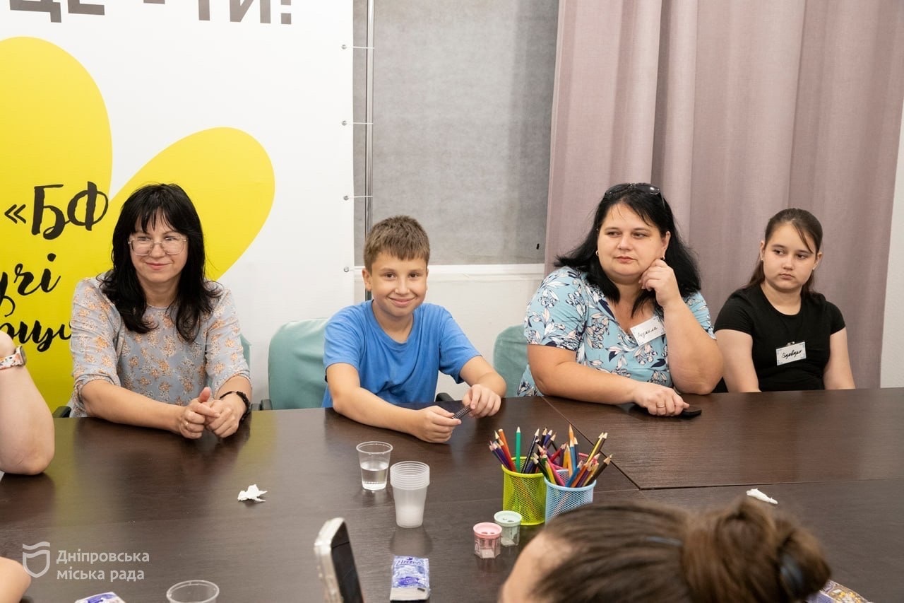 Песик, який допомагає долати страхи: у Дніпрі стартувала Хібукі-терапія для дітей із родин ветеранів, військових та ВПО - 21.07.2026