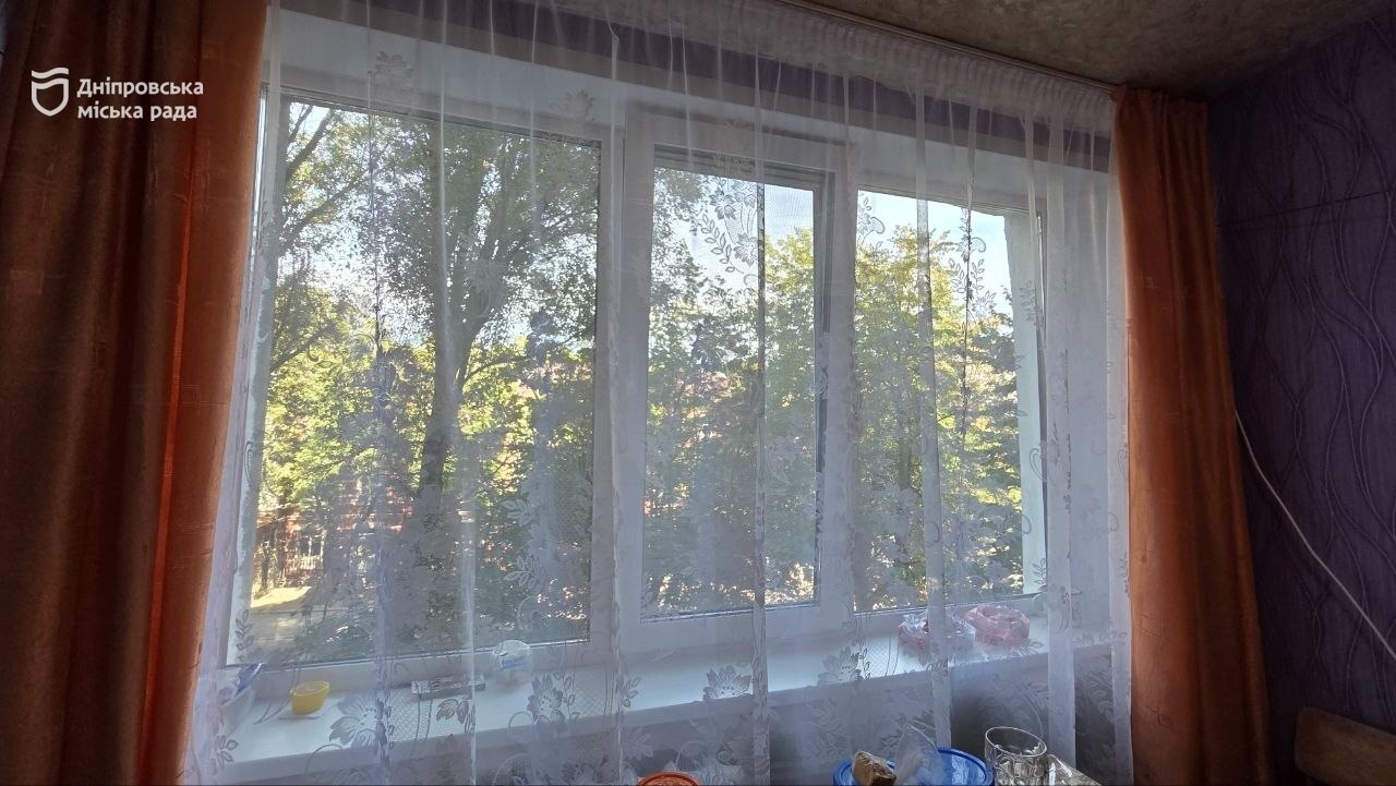 У Дніпрі відновлюють гуртожитки, пошкоджені ворожими обстрілами: за підтримки міста та міжнародних партнерів встановлюють сотні нових вікон - 23.07.2026