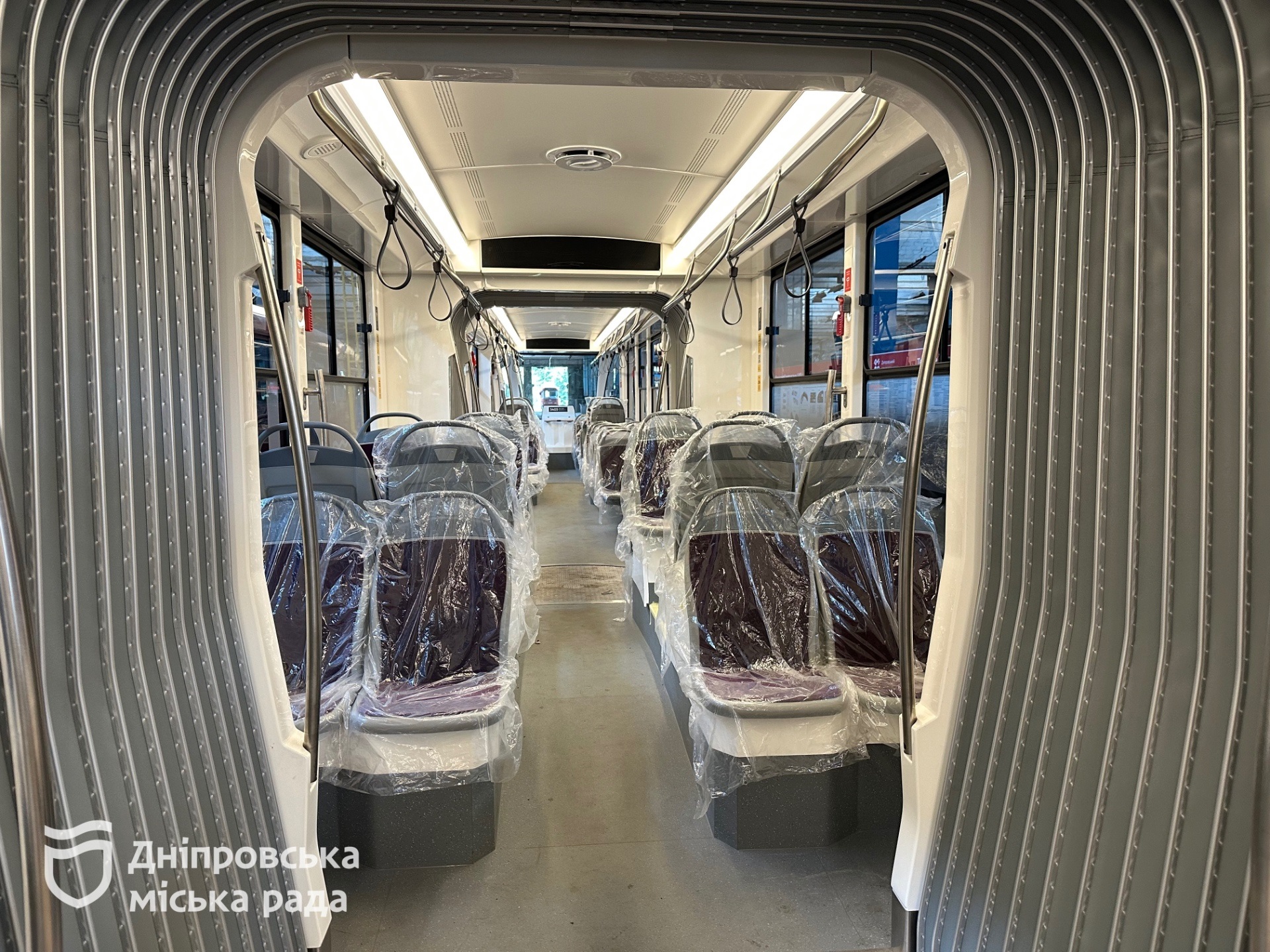 У Дніпрі на маршрут №1 незабаром вийде третій низькопідлоговий трамвай українського виробництва - 25.07.2026