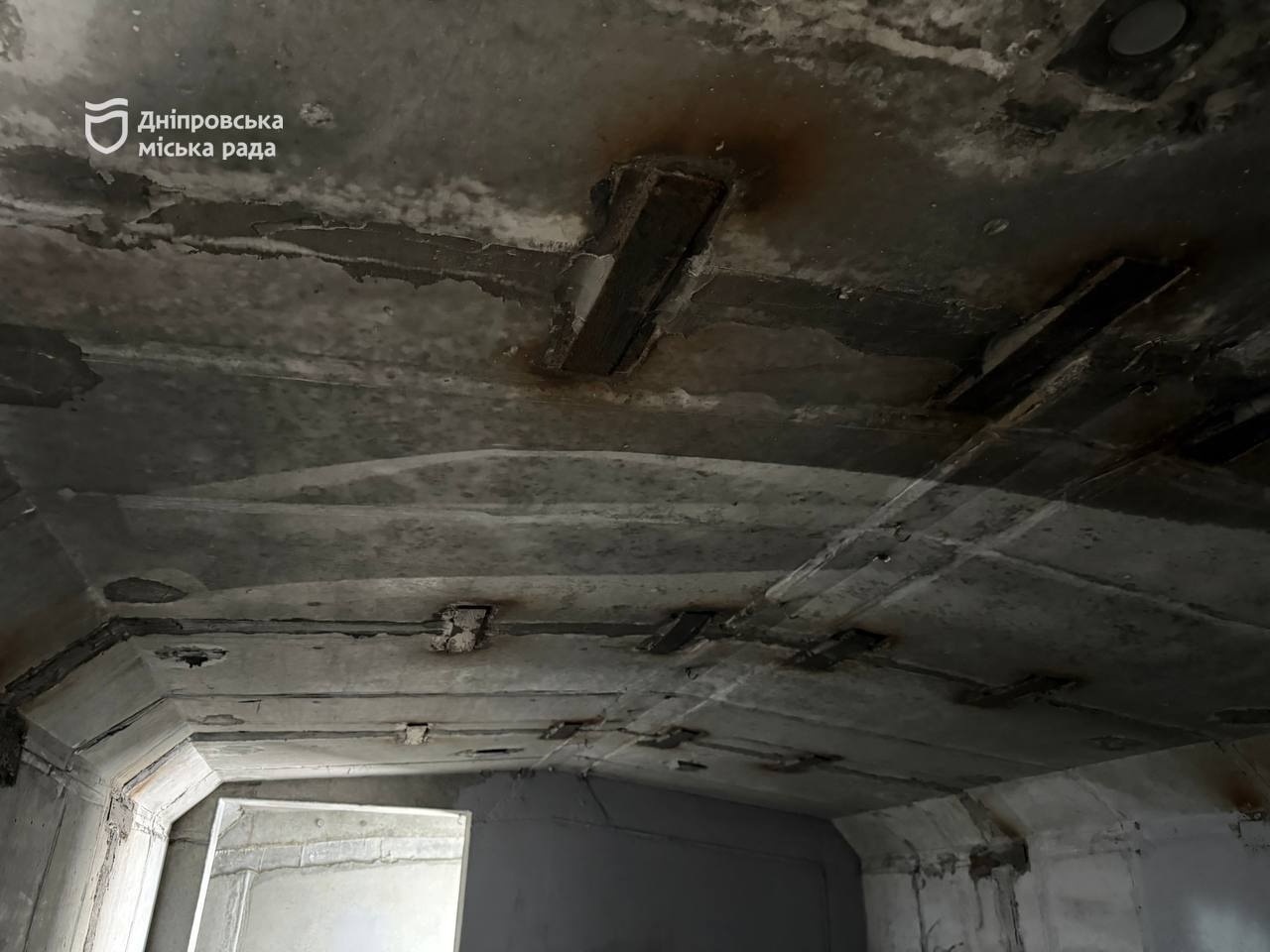 «Аби зберегти майно, ми оновили систему освітлення та встановили антивандальні світильники»: у Дніпрі дбають про захисні споруди - 26.07.2026