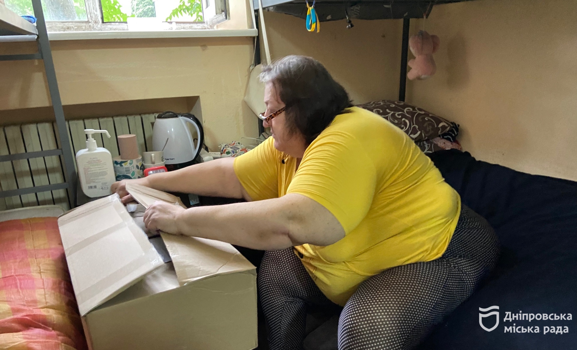 Дніпро піклується про гостей міста. Від початку року безкоштовно видали вже понад 11,5 тисяч наборів продуктів харчування для переселенців - 28.07.2026