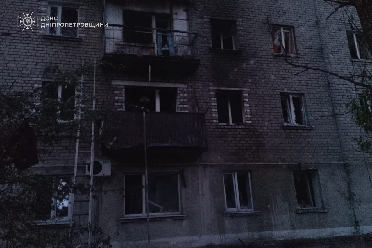 Наслідки російських атак на Дніпропетровщину оприлюднили у ДСНС