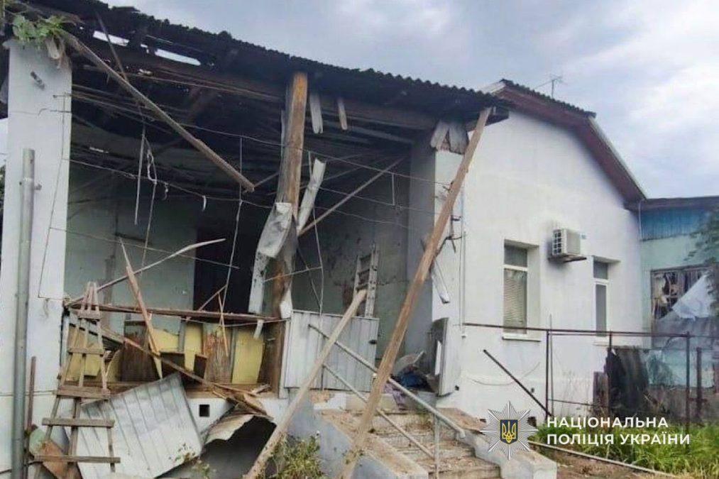 Наслідки російських атак на Дніпропетровщину показали у поліції: є постраждалі