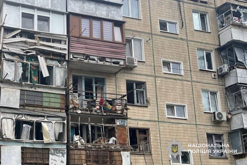 Наслідки російських атак на Дніпропетровщину показали у поліції: є постраждалі