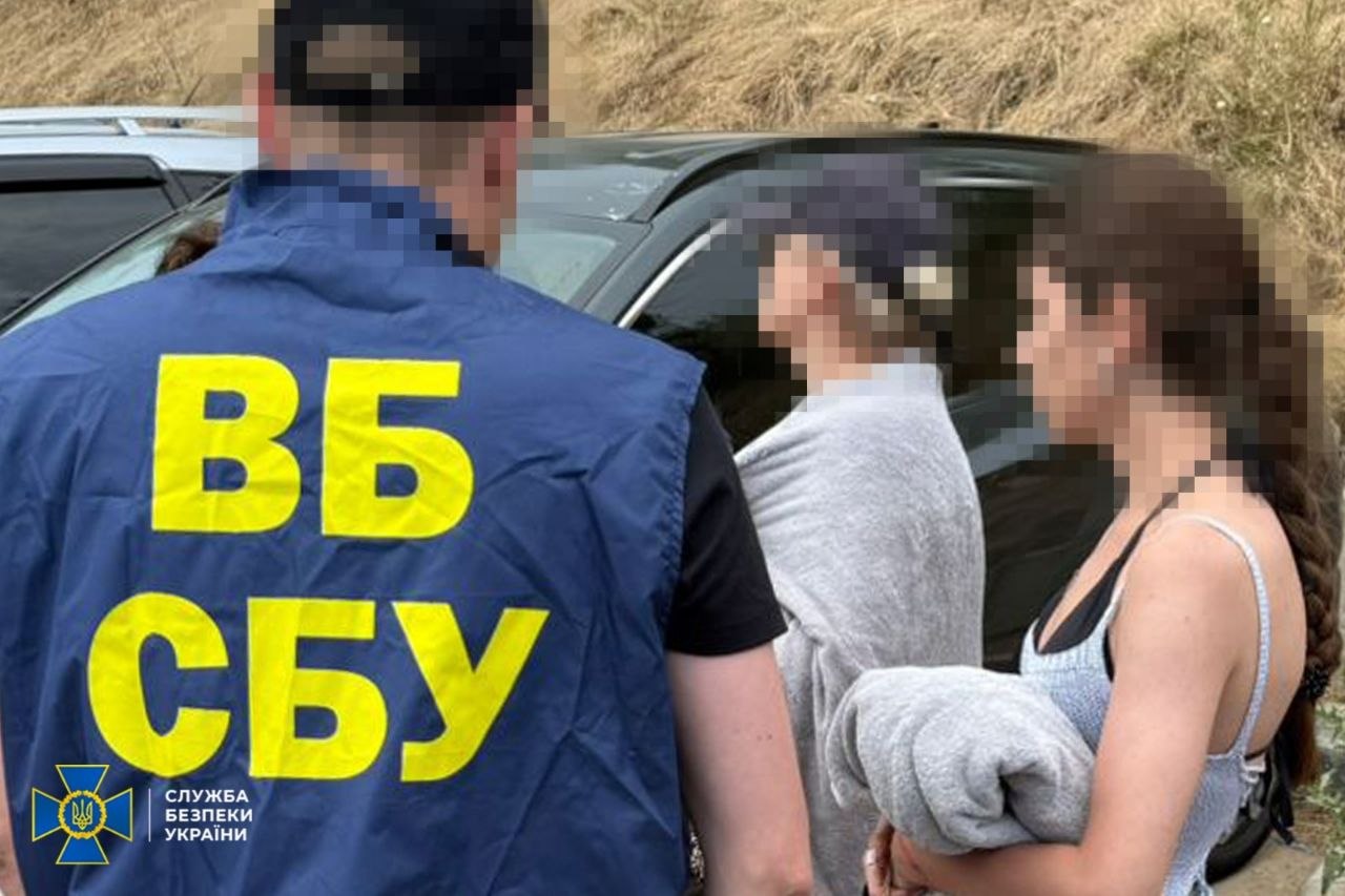 СБУ та ОГП викрили посадовицю Торгово-промислової палати України на вимаганні 100 тисяч євро у виробника бойових дронів - 09.07.2026