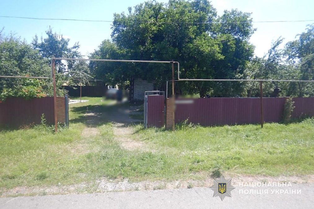 Під Дніпром викрадач покинув зламаний ВАЗ у лісосмузі та втік пішки - 14.07.2026