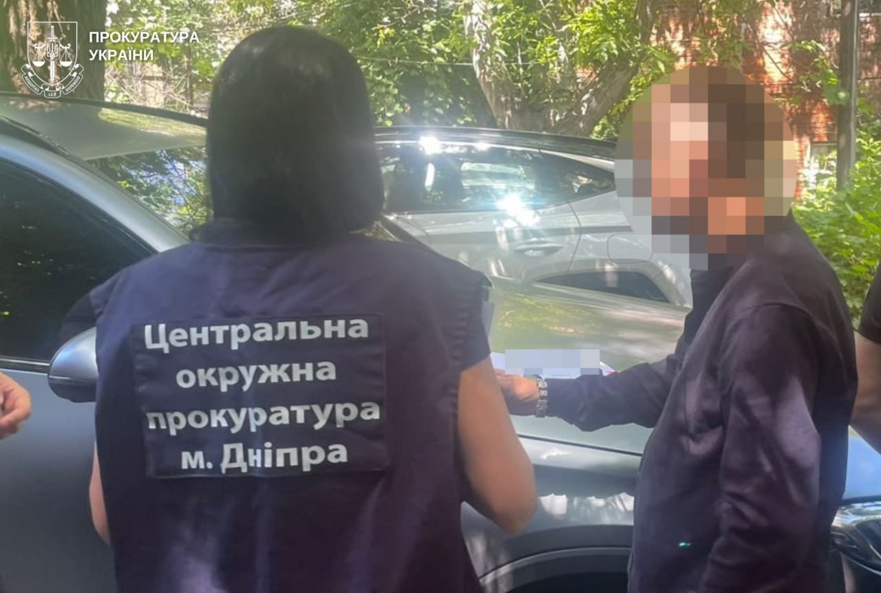 У Дніпрі судитимуть адвоката за привласнення квартири померлого на 1,1 млн грн - 15.07.2026