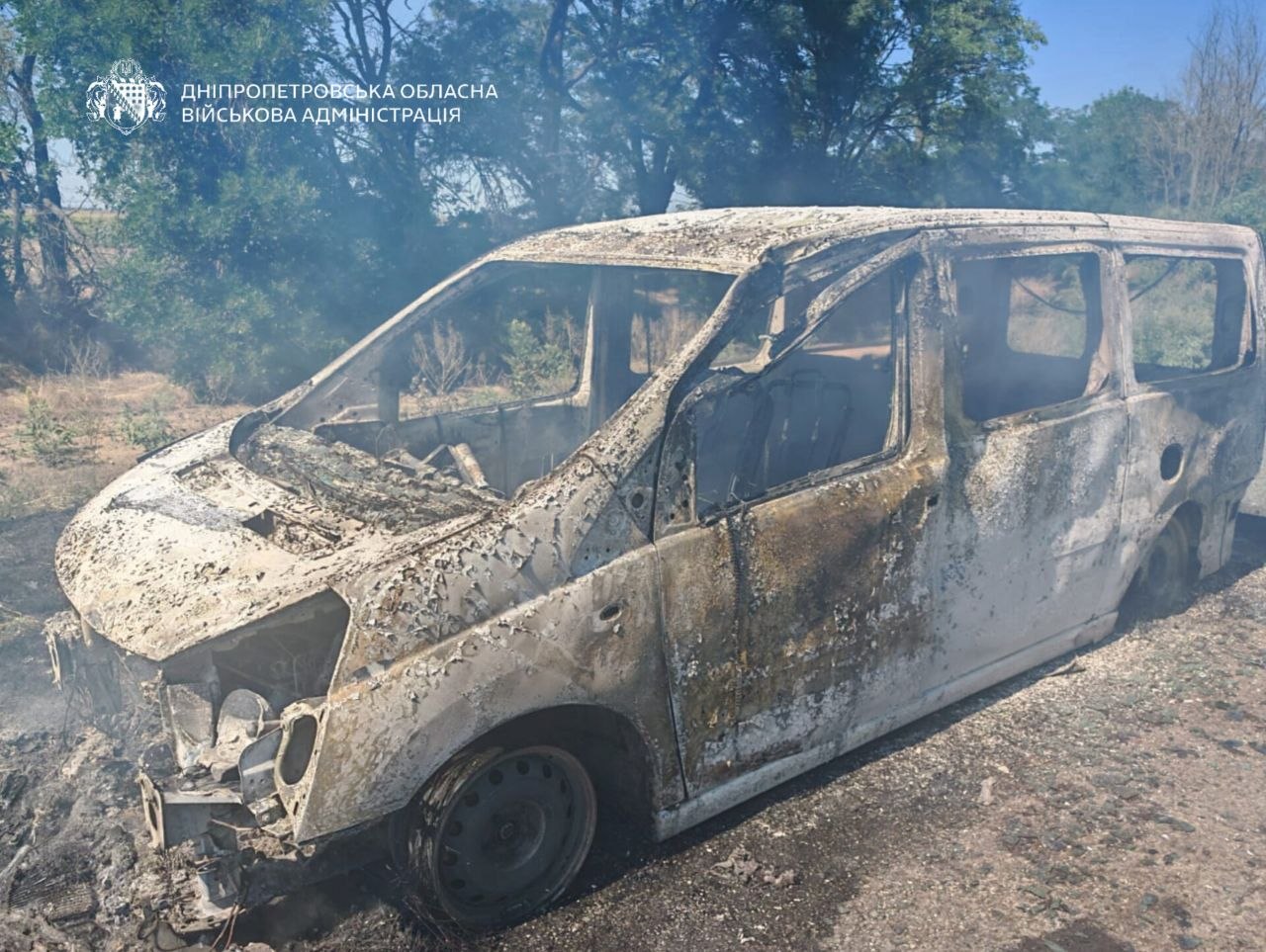 Одна людина загинула, четверо дістали поранень: майже 40 разів ворог атакував чотири райони Дніпропетровщини безпілотниками, артилерією та авіабомбами - 18.07.2026