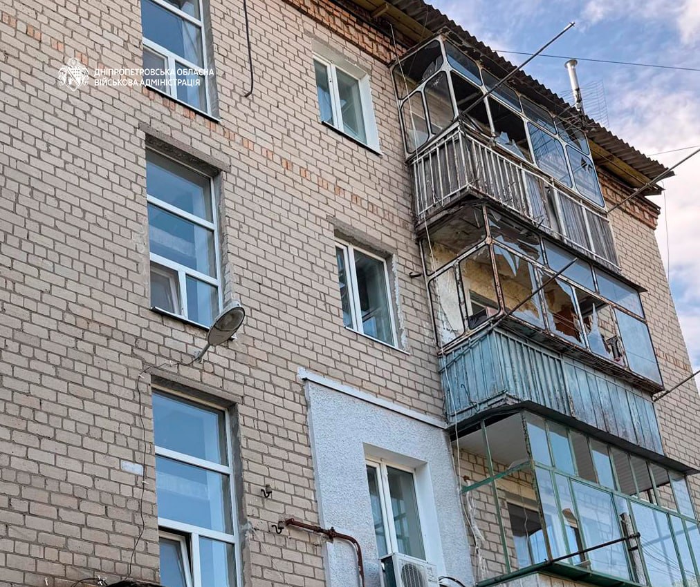 Двоє людей дістали поранень. Серед постраждалих – дитина: понад 20 разів ворог атакував чотири райони Дніпропетровщини - 27.07.2026