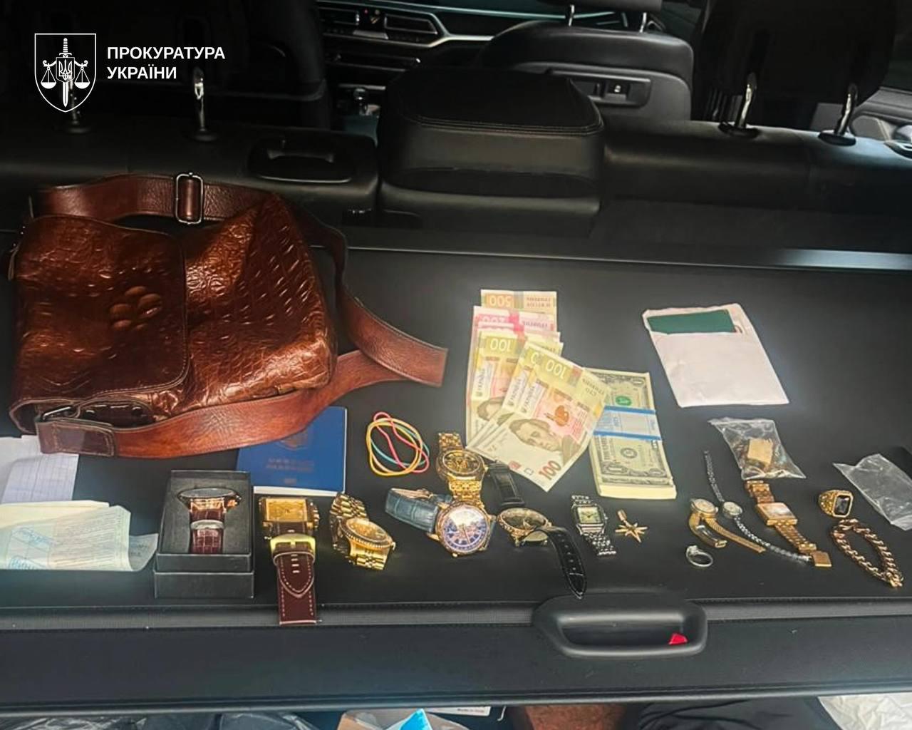 У Дніпрі побили волонтера та викрали гроші зібрані для ЗСУ