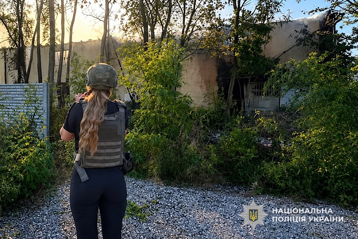 Двоє загиблих і четверо поранених: поліція Дніпропетровщини документує наслідки ворожих обстрілів - 19.07.2026