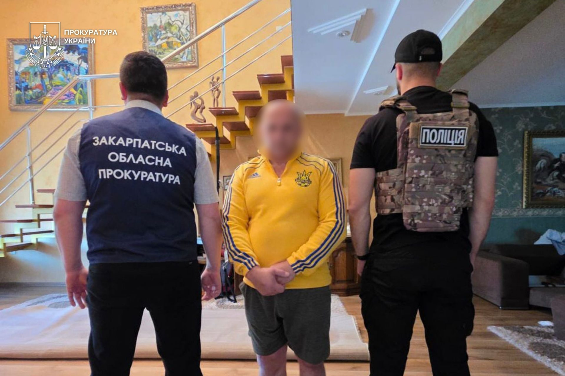 113 обшуків і 20 затриманих: правоохоронці ліквідували міжнародну наркомережу, що діяла в Україні, Словаччині та Чехії - 07.07.2026 