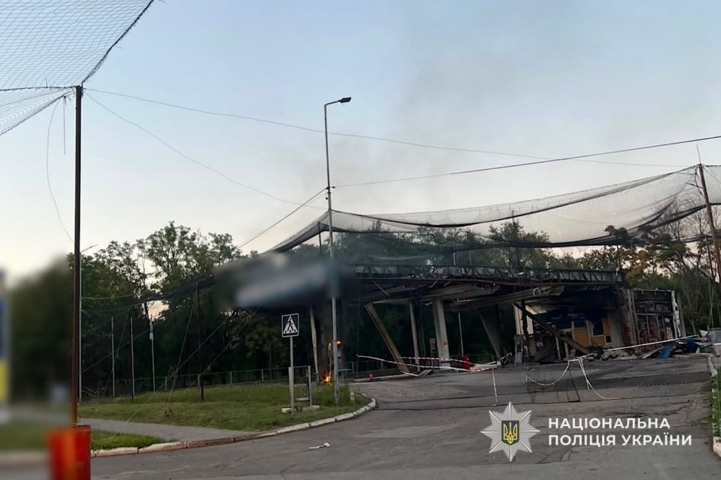Поліція задокументувала наслідки понад 120 ворожих атак на Нікопольщині: є жертва та поранені - 02.08.2026