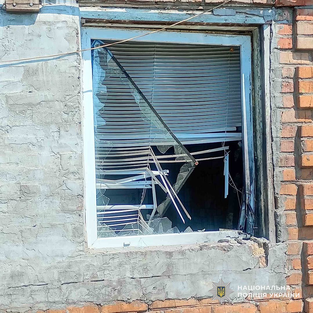 Поліція показала наслідки російських ударів по Дніпропетровщині: одна людина загинула, 11 поранені - 04.08.2026
