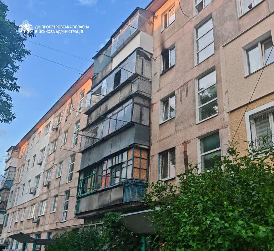 Майже 20 разів ворог атакував Дніпропетровщину: постраждала одна людина - 12.08.2026