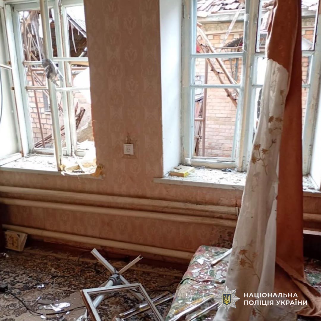росіяни атакували Нікопольський район понад 100 разів: поранено поліцейського - 20.08.2026