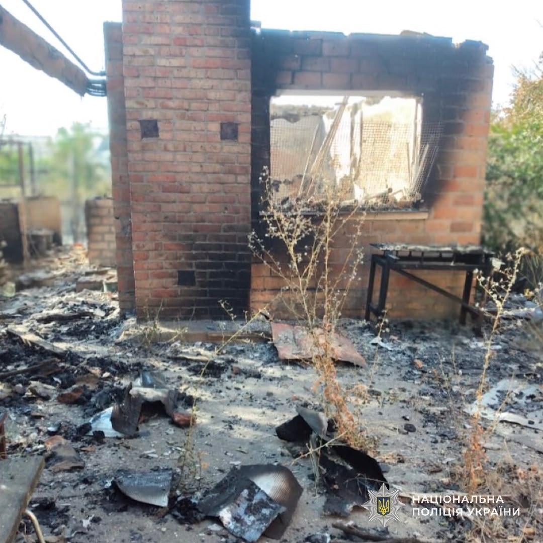 росіяни атакували Нікопольський район понад 100 разів: поранено поліцейського - 20.08.2026