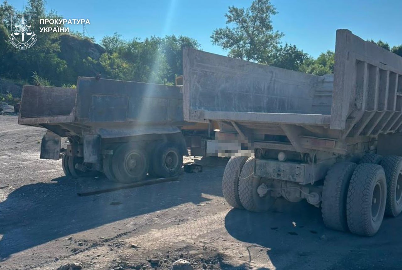 У Дніпрі підприємство незаконно закопувало небезпечні відходи та видобувало корисні копалини - 24.08.2026
