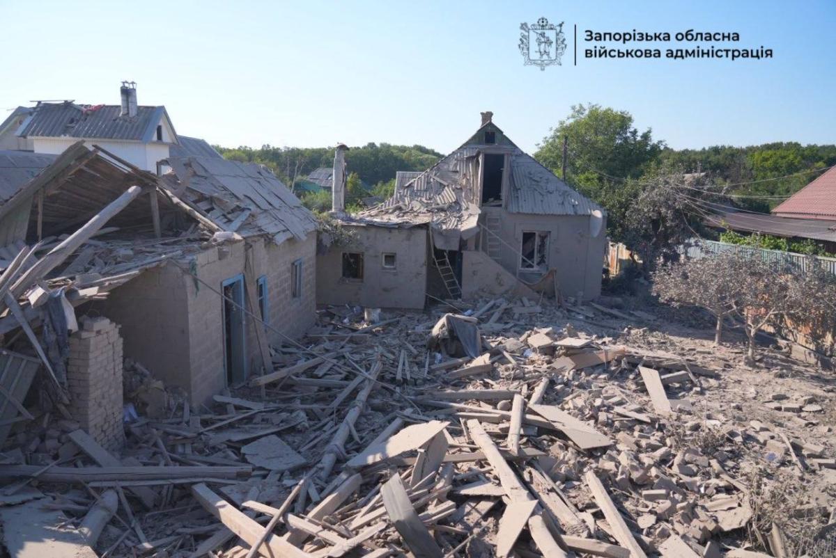 Одна людина загинула, ще 11 постраждали: наслідки удару по Запоріжжю - 02.08.2026