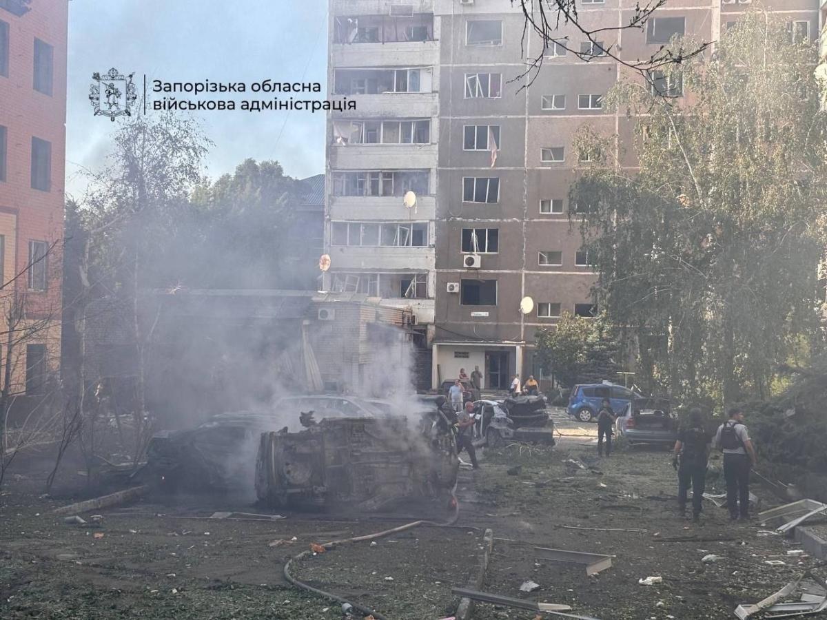 Одна людина загинула, ще 11 постраждали: наслідки удару по Запоріжжю - 02.08.2026 Одна людина загинула, ще 11 постраждали: наслідки удару по Запоріжжю - 02.08.2026