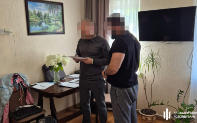 На Дніпропетровщині посадовець поліції організував масштабну корупційну схему