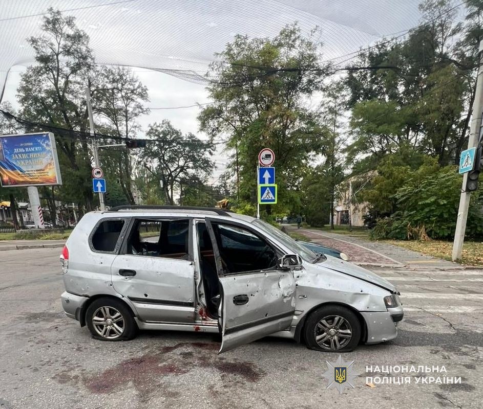 Дві людини загинули ще вісім постраждали через атаки рф на Дніпропетровщину