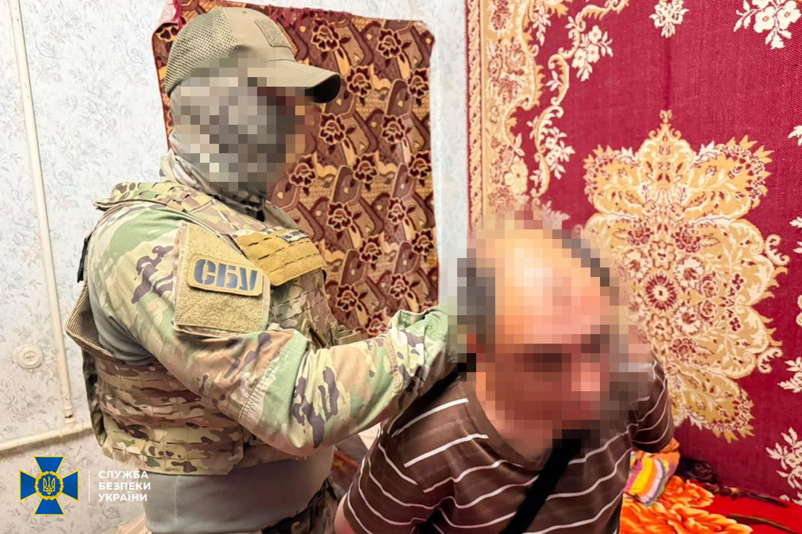 Контррозвідка Служби безпеки України провела багатоетапну спецоперацію, у результаті якої одночасно затримала чотирьох російських інформаторів у східних та центральних регіонах країни - 12.08.2026