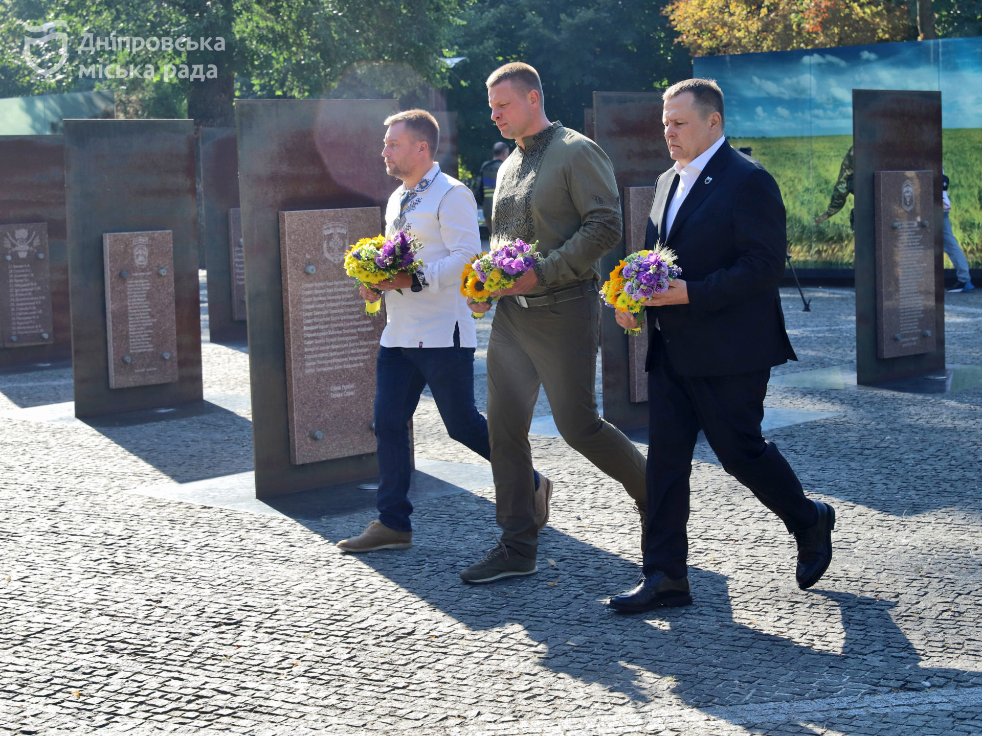 У День Незалежності України Дніпро вшановує оборонців держави. У церемонії взяли участь керівник ДніпроОВА Ганжа, мер Філатов та представники громад області - 24.08.2026