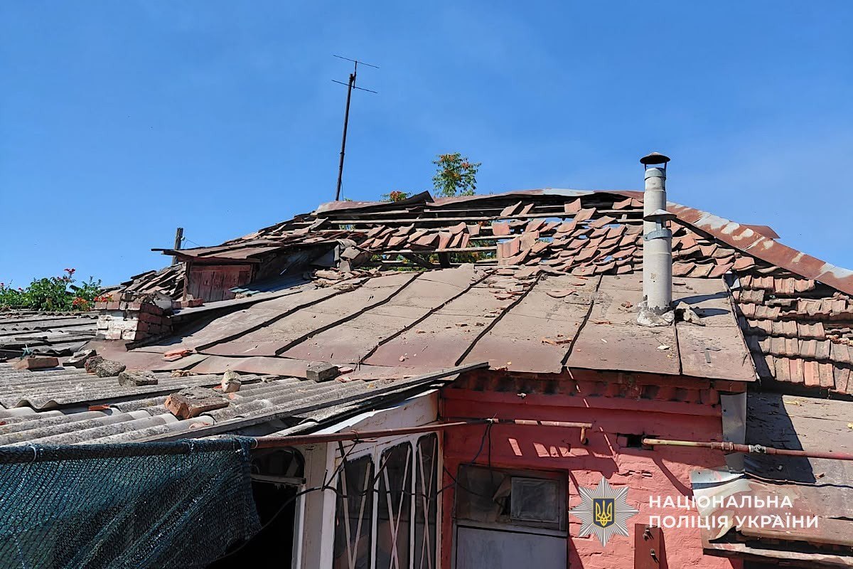 П’ятеро людей постраждали під час атак на прифронтові громади Дніпропетровщини, є руйнування