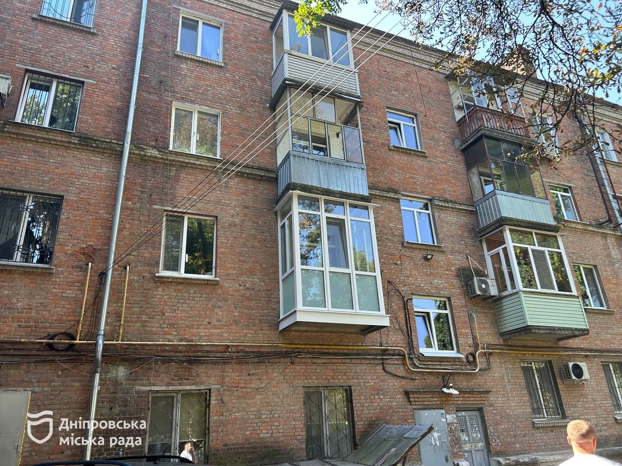 У Дніпрі з початку 2026 року відновили покрівлі 111 будинків, пошкоджених російськими атаками - 06.08.2026