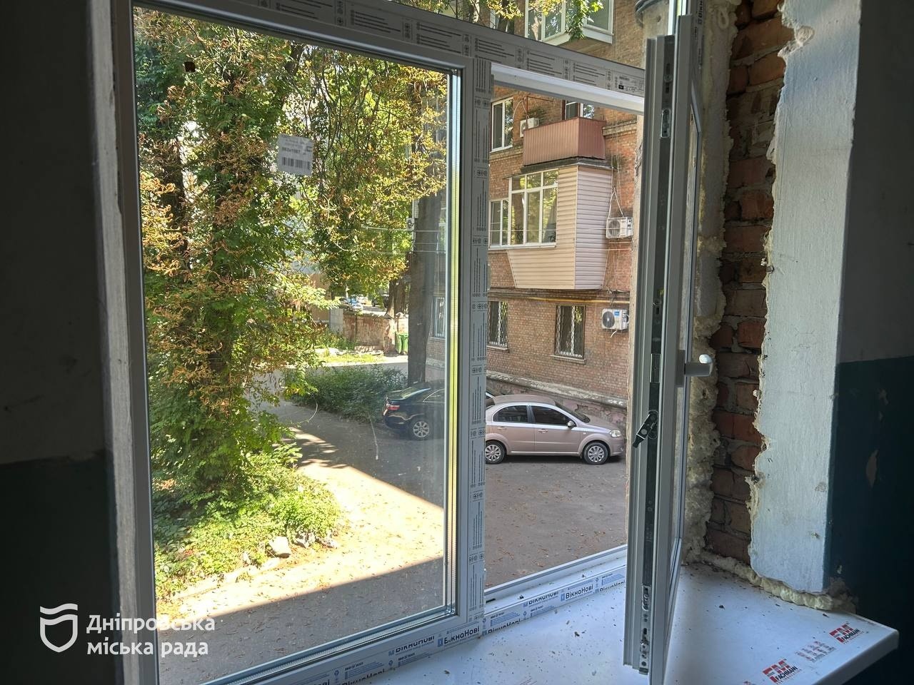 У Дніпрі з початку 2026 року відновили покрівлі 111 будинків, пошкоджених російськими атаками - 06.08.2026