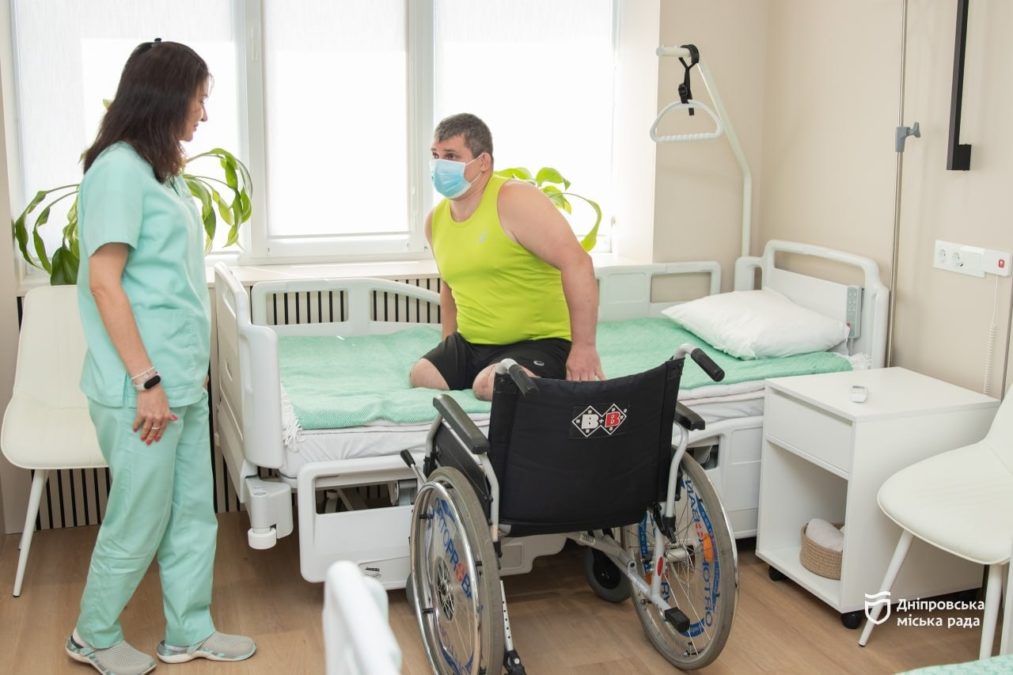«Усе враховано під будь-які потреби»: військовий Павло поділився враженнями про доступність у міській лікарні - 07.08.2026