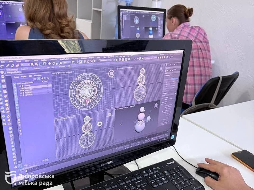 У Дніпрі запустили програму безоплатного навчання та перенавчання для ветеранів, ВПО та людей з інших вразливих категорій: як долучитися - 26.08.2026