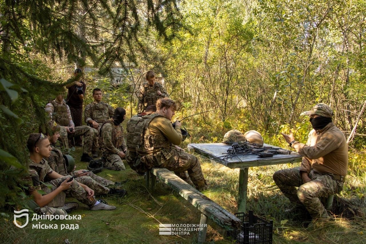 Сім локацій, 140 учасників і практичні навички від діючих військових: у Дніпрі провели наймасштабніший молодіжний вишкіл «Нація нескорених» - 29.08.2026