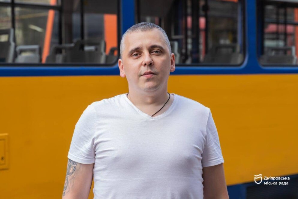Уже 2 000 дніпрян отримали електронну картку «УБД Дніпро», яка дає учасникам бойових дій можливість безоплатно користуватися муніципальними парковками міста - 15.08.2026