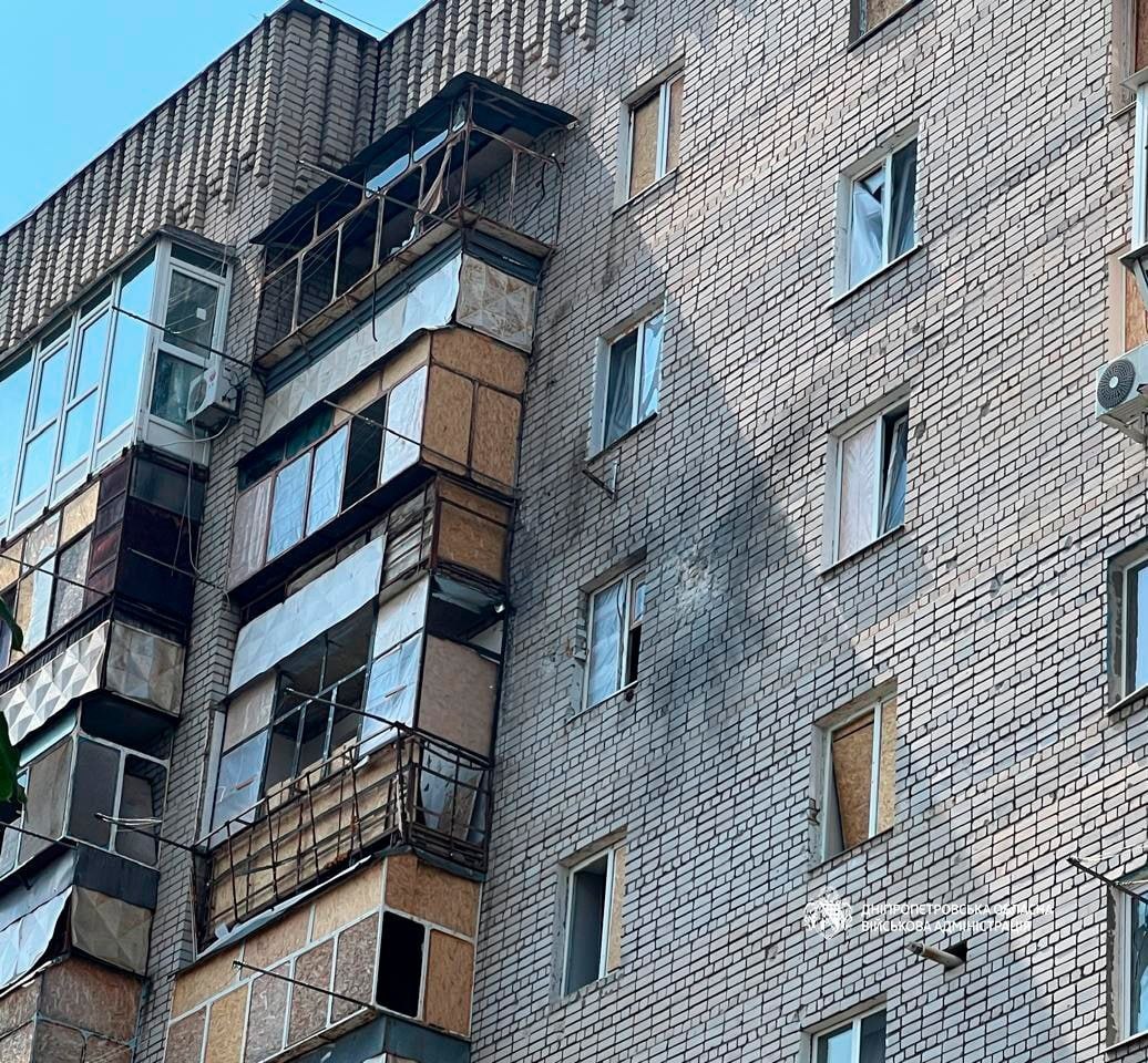 Четверо людей дістали поранень: понад 40 разів ворог атакував чотири райони Дніпропетровщини - 04.08.2026 